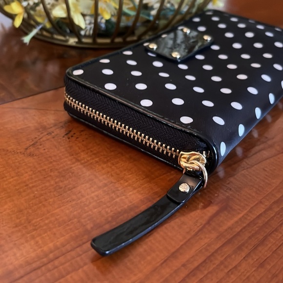 Kate Spade large black and white polka dot wallet - Picture 4 of 7